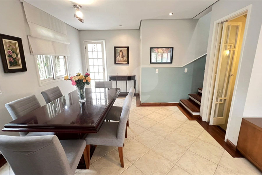 Casa à venda com 3 quartos, sendo 1 suíte, no condomínio Villagio Tramway, São Paulo - SP