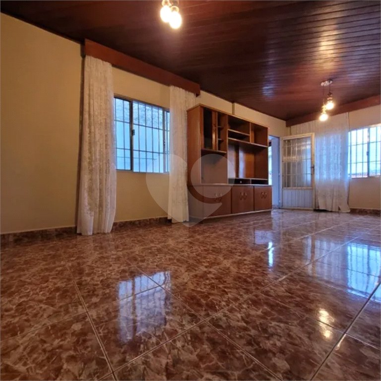 Casa Térrea à venda com 4 quartos, sendo 1 suíte, em Freguesia do Ó, São Paulo, SP