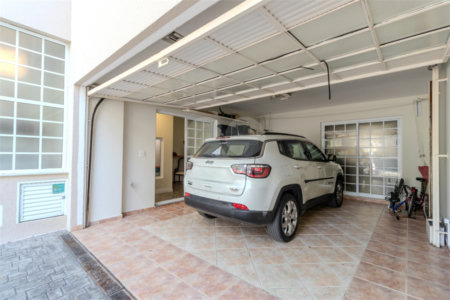 Casa à venda com 5 quartos, sendo 3 suítes, no condomínio Boulevard Saint Michael, São Paulo - SP