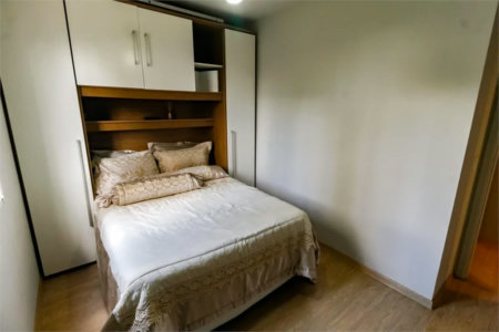 Apartamento à venda com 2 quartos, sendo 1 suíte, em Parque Reboucas, São Paulo, SP