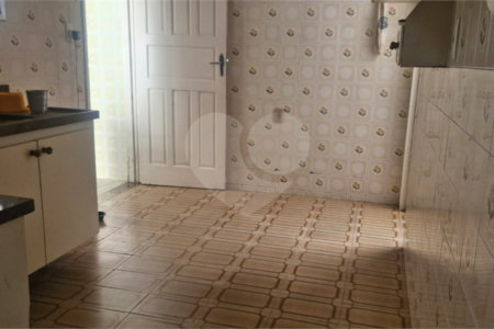 Casa Térrea à venda com 5 quartos, sendo 1 suíte, em Vila Mafra, São Paulo, SP