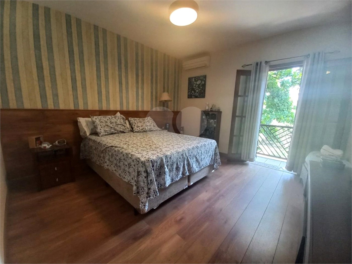 Casa à venda com 5 quartos, sendo 3 suítes,  em Jardim Bonfiglioli, São Paulo, SP