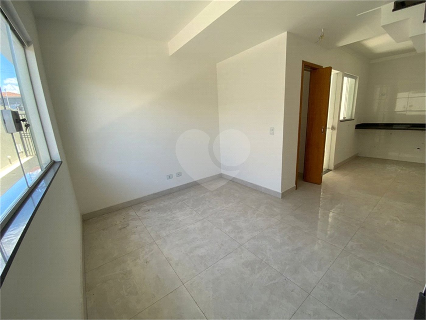 Casa para alugar com 3 quartos, sendo 1 suíte,  no condomínio Villagio DI Maria, São Paulo - SP