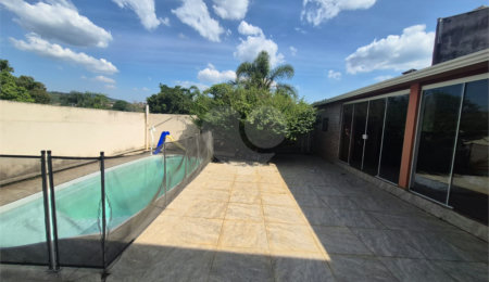 Casa à venda com 4 quartos, sendo 1 suíte,  em Chácara Arantes, Mairiporã, SP