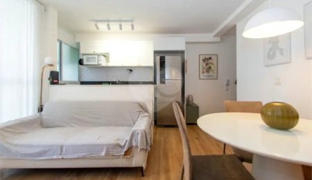 Apartamento à venda com 2 quartos, sendo 1 suíte,  em Vila Pompéia, São Paulo, SP