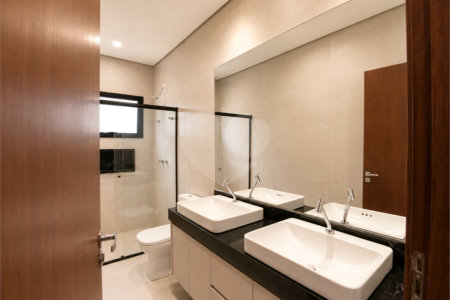 Casa à venda com 3 suítes no condomínio Residencial Chácara Ondina, Sorocaba - SP