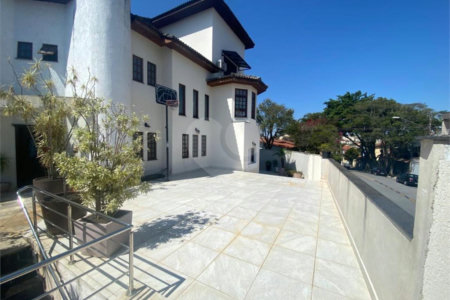 Casa à venda com 4 suítes em Independência, São Bernardo do Campo, SP
