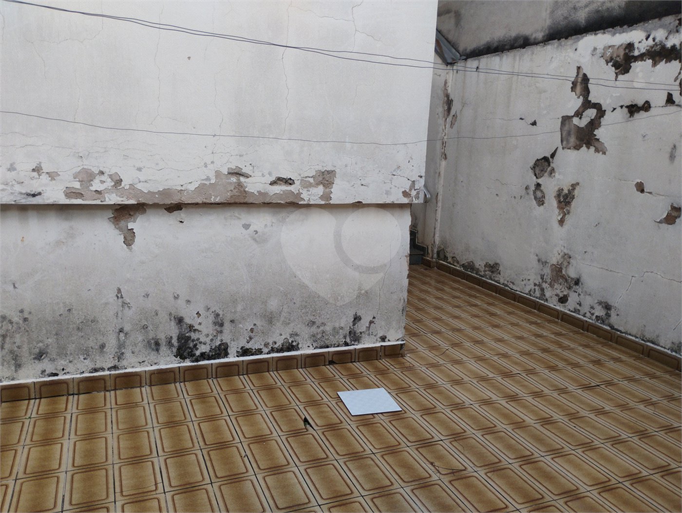 Sobrado à venda com 3 quartos, sendo 1 suíte,  em Vila Nivi, São Paulo, SP
