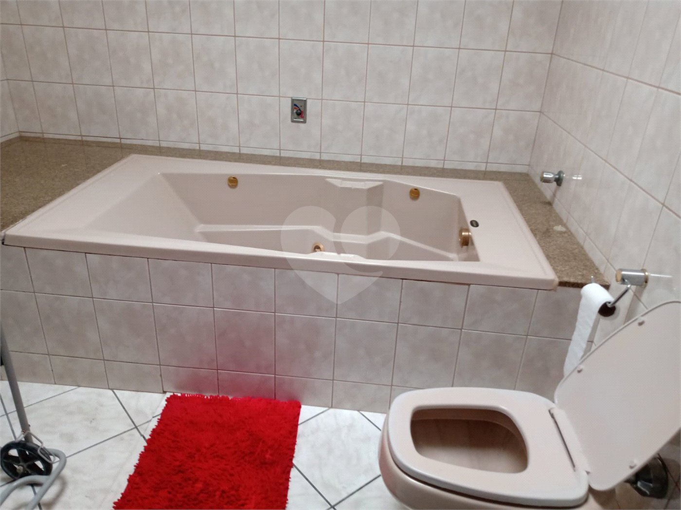 Casa à venda com 3 quartos, sendo 1 suíte, em Salto de São José, Salto, SP