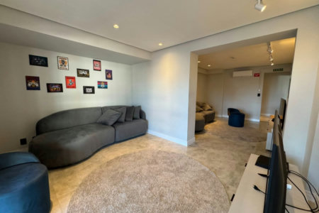 Apartamento à venda com 1 suíte em Caiçara, Praia Grande, SP