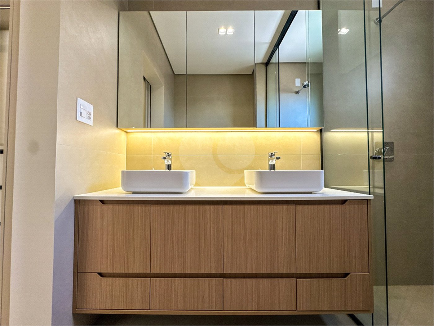 Casa à venda com 3 suítes no condomínio Jardim Residencial Dona Maria Candida, Indaiatuba - SP