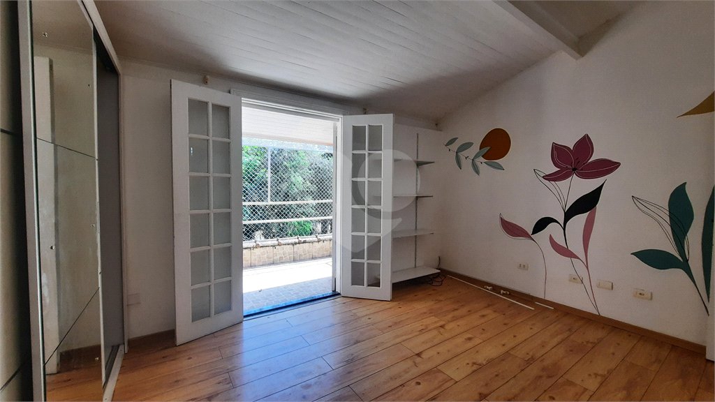 Casa de Vila à venda com 4 quartos, sendo 2 suítes, em Granja Julieta, São Paulo, SP