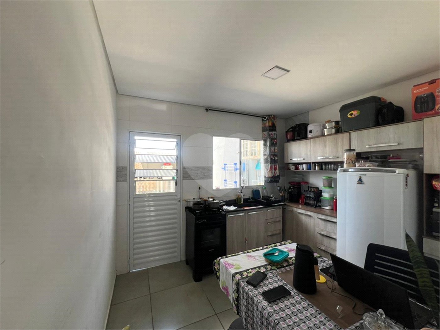 Casa à venda com 2 quartos, sendo 1 suíte, em Vila Barão, Sorocaba, SP
