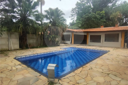 Casa à venda com 4 quartos, sendo 1 suíte, em Ivoturucaia, Jundiaí, SP