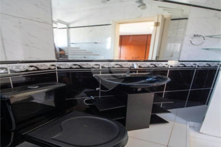Casa à venda com 3 quartos, sendo 1 suíte, em Jardim Ester, São Paulo, SP