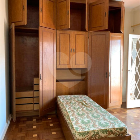 Casa à venda com 3 quartos, sendo 1 suíte,  em Aclimação, São Paulo, SP