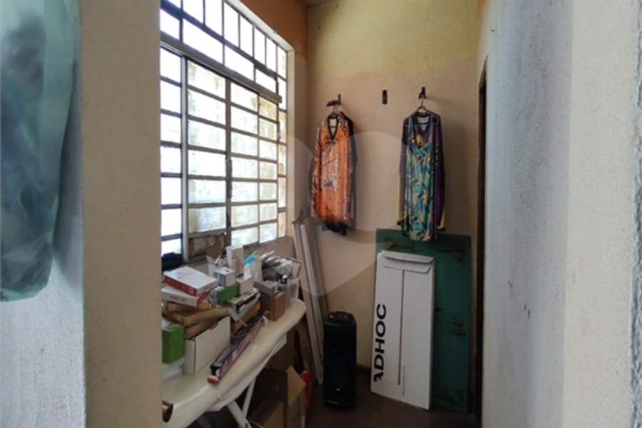 Casa à venda com 6 quartos, sendo 2 suítes,  no condomínio Doutor Francisco Ranieri, São Paulo - SP