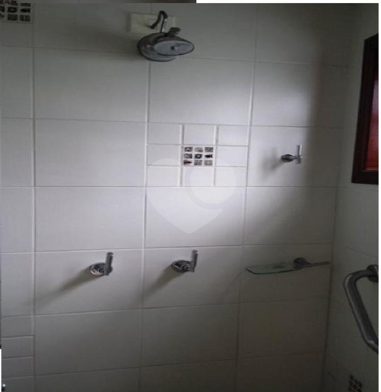Sobrado à venda com 4 quartos, sendo 3 suítes, em Jardim São Bento, São Paulo, SP