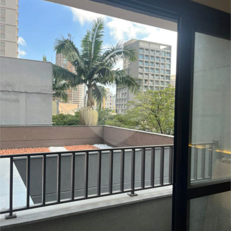 Flat à venda ou para alugar com 1 quarto em Perdizes, São Paulo, SP