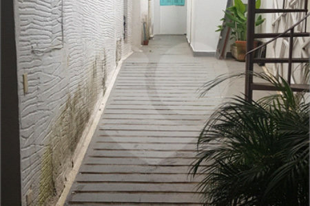 Sobrado à venda com 18 suítes em Saúde, São Paulo, SP