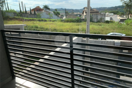 Sobrado à venda com 2 suítes em Residencial Jardins da Catalunha, Atibaia, SP