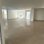 Casa à venda com 4 suítes no condomínio Villaggio Houda, São Paulo - SP