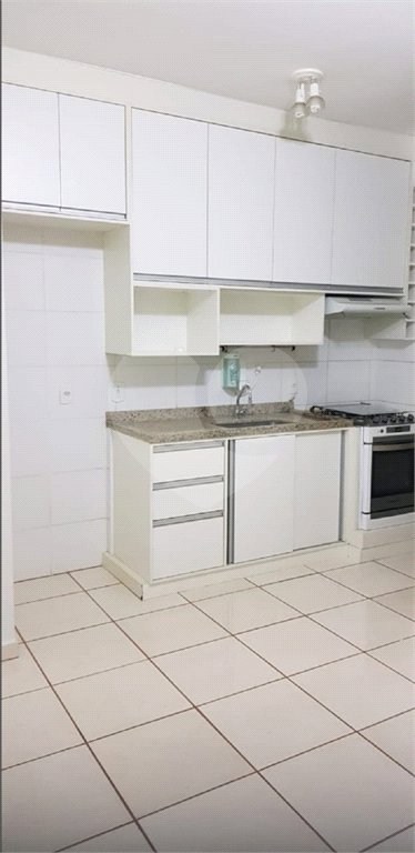 Apartamento térreo no condomínio Vancouver em Araraquara/SP.