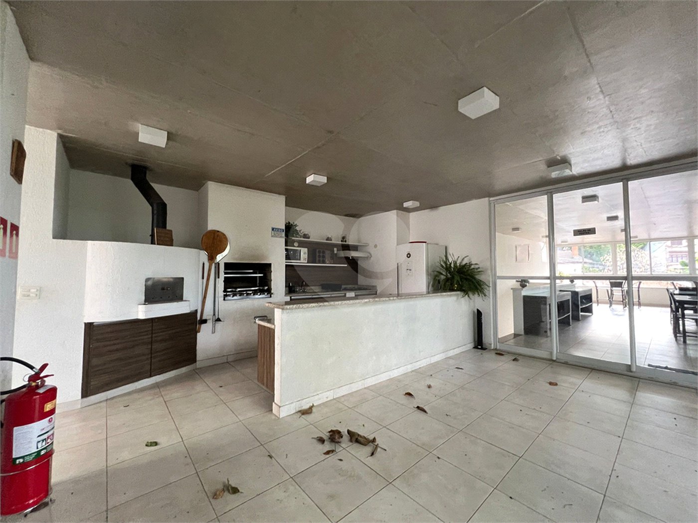 Casa à venda com 4 quartos, sendo 3 suítes,  no condomínio Domus, São Paulo - SP