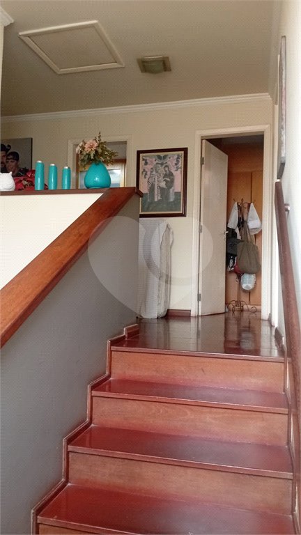Casa à venda com 4 quartos, sendo 2 suítes, no condomínio Canamari, São Paulo - SP