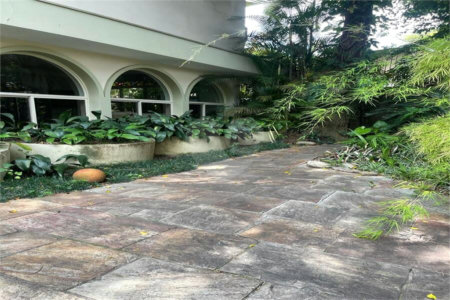 Sobrado à venda com 5 quartos, sendo 2 suítes, em Jardim Paulistano, São Paulo, SP