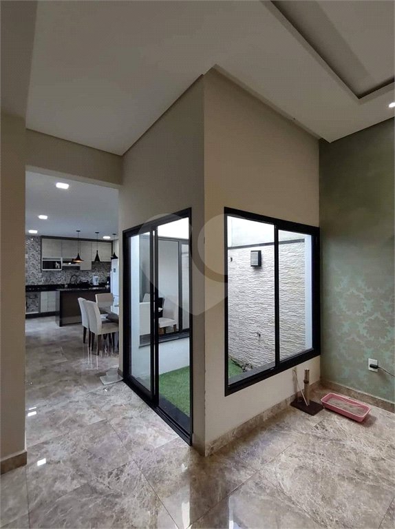 Casa à venda com 3 quartos, sendo 1 suíte, em Residencial Vila dos Eucaliptos, Salto, SP