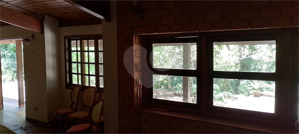 Chácara à venda com 4 quartos em Pinheirinho, Atibaia, SP