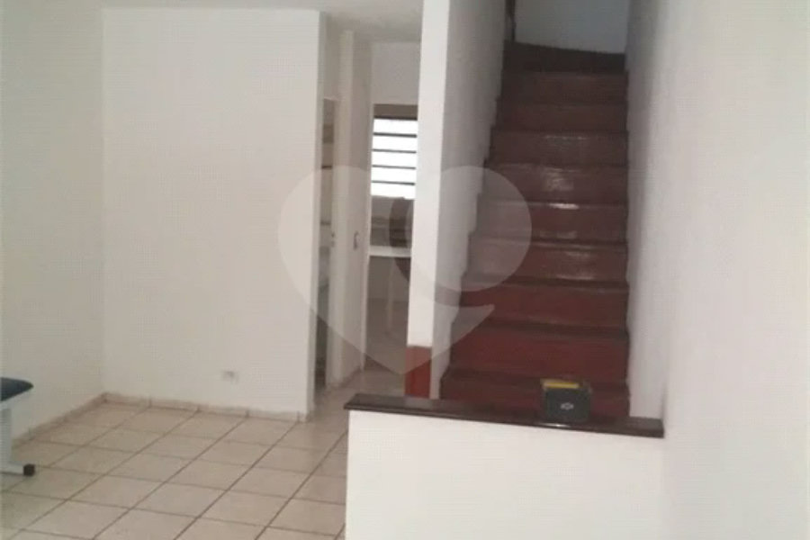 Sobrado à venda com 2 quartos em Conjunto Residencial Vista Verde, São Paulo, SP