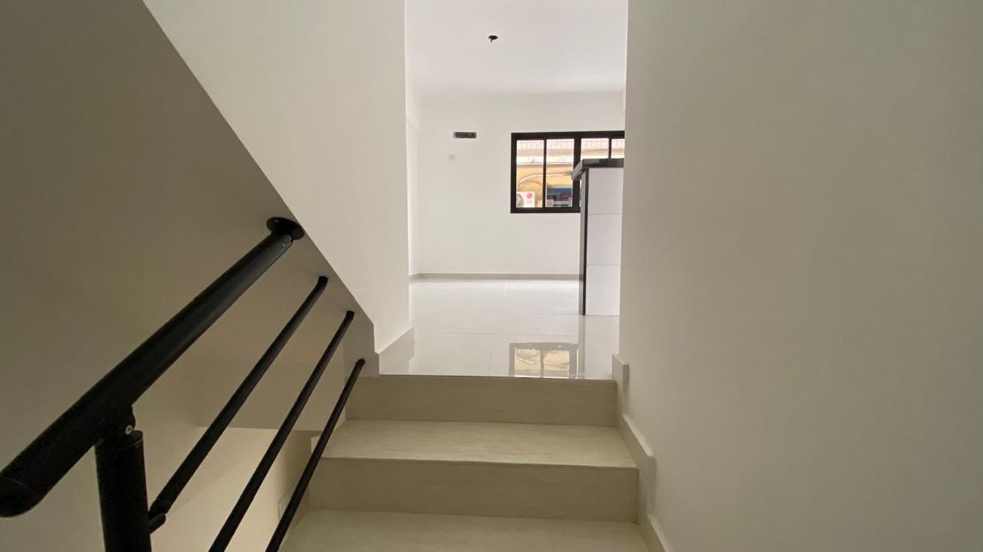 Casa com 2 dormitórios à venda, 95 m² por R$ 585.000,00 - Macuco - Santos/SP