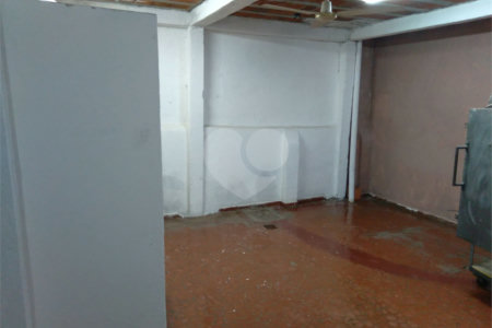 Casa à venda ou para alugar com 5 quartos, sendo 3 suítes, em Cambuci, São Paulo, SP