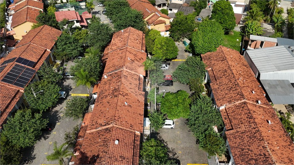 Casa à venda com 2 quartos no condomínio Athenas, Rio de Janeiro - RJ