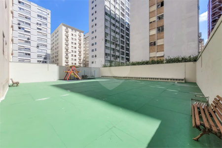 Apartamento à venda com 3 quartos, sendo 1 suíte, em Itaim Bibi, São Paulo, SP