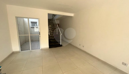 Sobrado à venda com 3 quartos, sendo 1 suíte,  em Jaçanã, São Paulo, SP