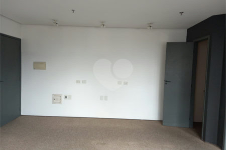 Sala à venda em Chácara Santo Antônio, São Paulo, SP
