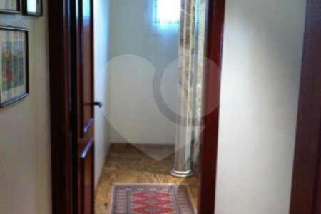 Apartamento à venda com 4 suítes em Real Parque, São Paulo, SP
