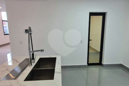 Casa à venda com 3 suítes no condomínio Reserva dos Vinhedos, Louveira - SP