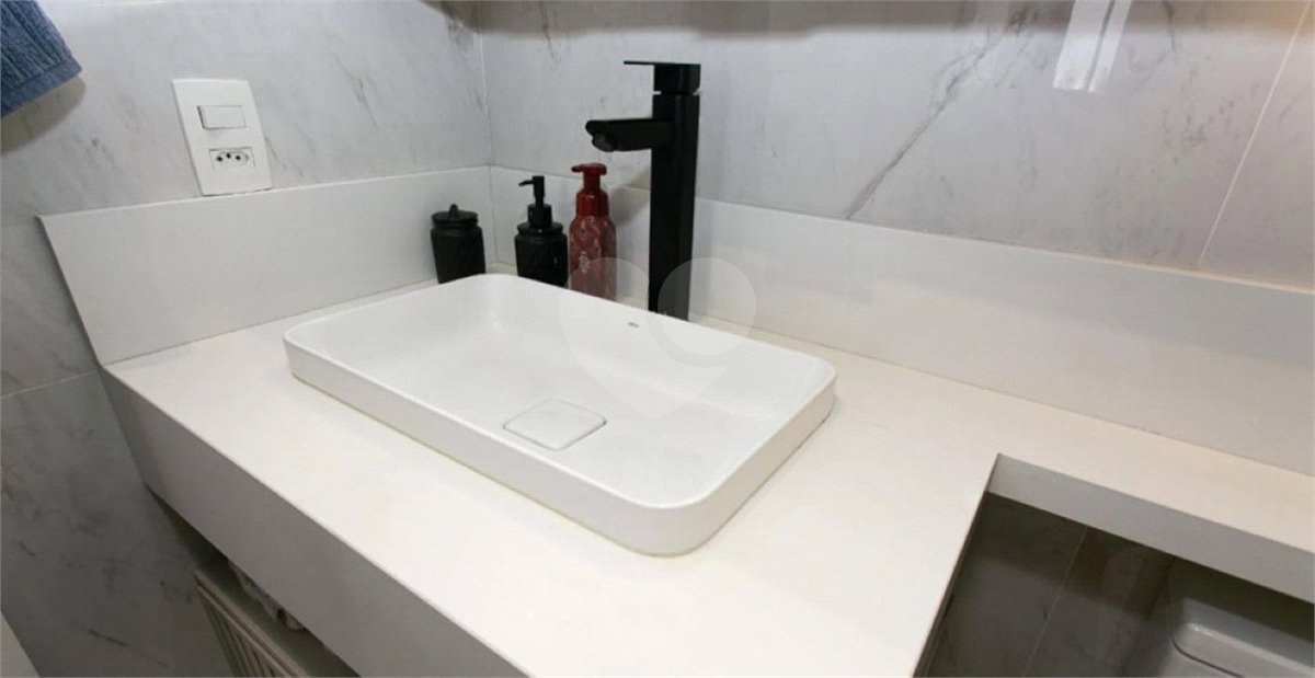 Apartamento à venda com 2 quartos, sendo 1 suíte, em Chácara Seis de Outubro, São Paulo, SP