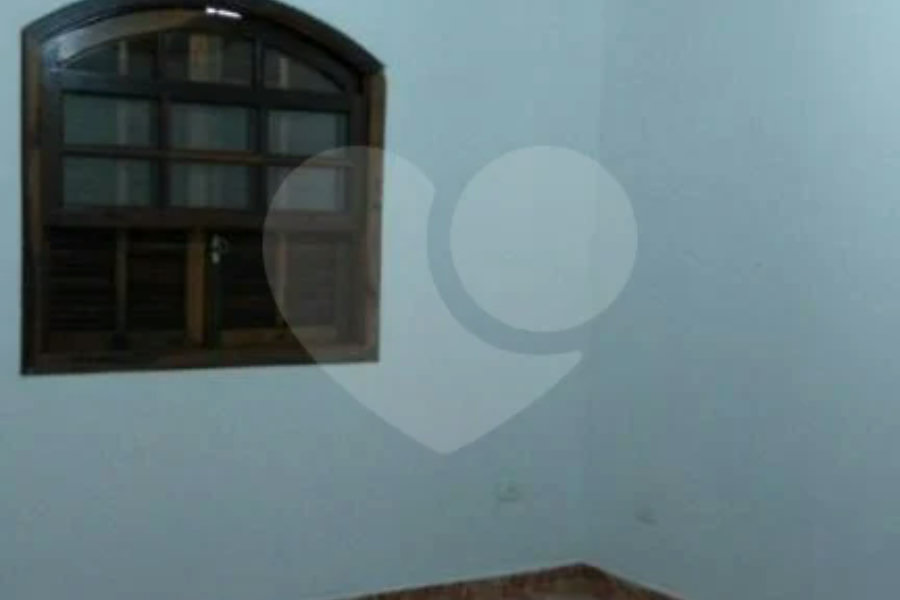Sobrado à venda com 3 quartos, sendo 1 suíte, em Tremembé, São Paulo, SP
