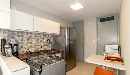 Apartamento à venda com 3 quartos, sendo 1 suíte, em Moema, São Paulo, SP