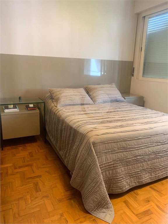 Apartamento à venda com 3 quartos, sendo 2 suítes, em Higienópolis, São Paulo, SP