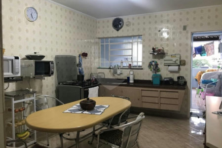 Sobrado à venda com 3 quartos, sendo 1 suíte, em Santa Teresinha, São Paulo, SP