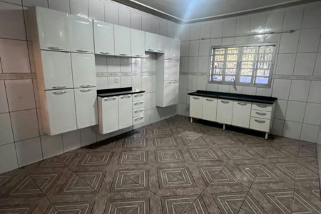 Casa à venda ou para alugar com 3 quartos, sendo 1 suíte,  em Parque Ortolândia, Hortolândia, SP