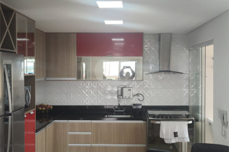 Apartamento à venda com 3 quartos, sendo 1 suíte, em Jardim Imperador, Suzano, SP