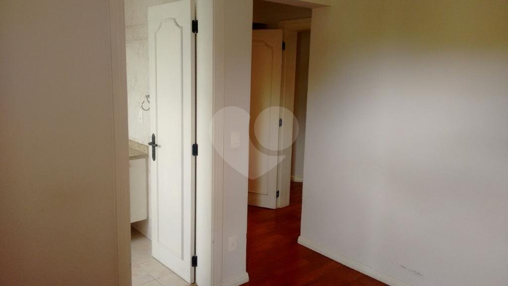 Excelente Apto à venda na Saúde c/240 m2 - 3 Suites/4 Vagas