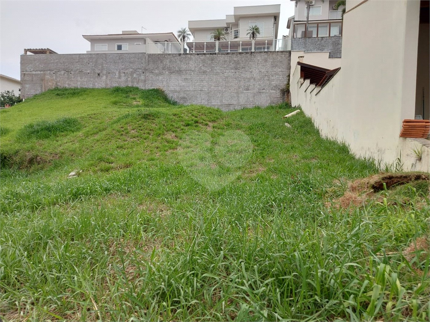 Lindo Terreno a venda no Condomínio Villaggio Capriccio - Louveira/SP